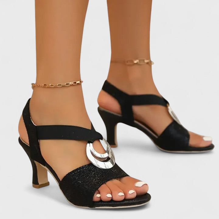 Jasmina - Elegantni Sandali z Okrasno Spono