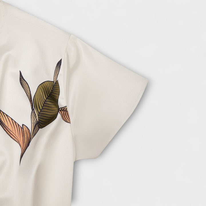 Satenaste zavinovací obleke