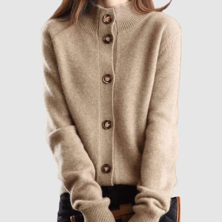 Klara – Elegantni kardigan s klasičnim zapenjanjem
