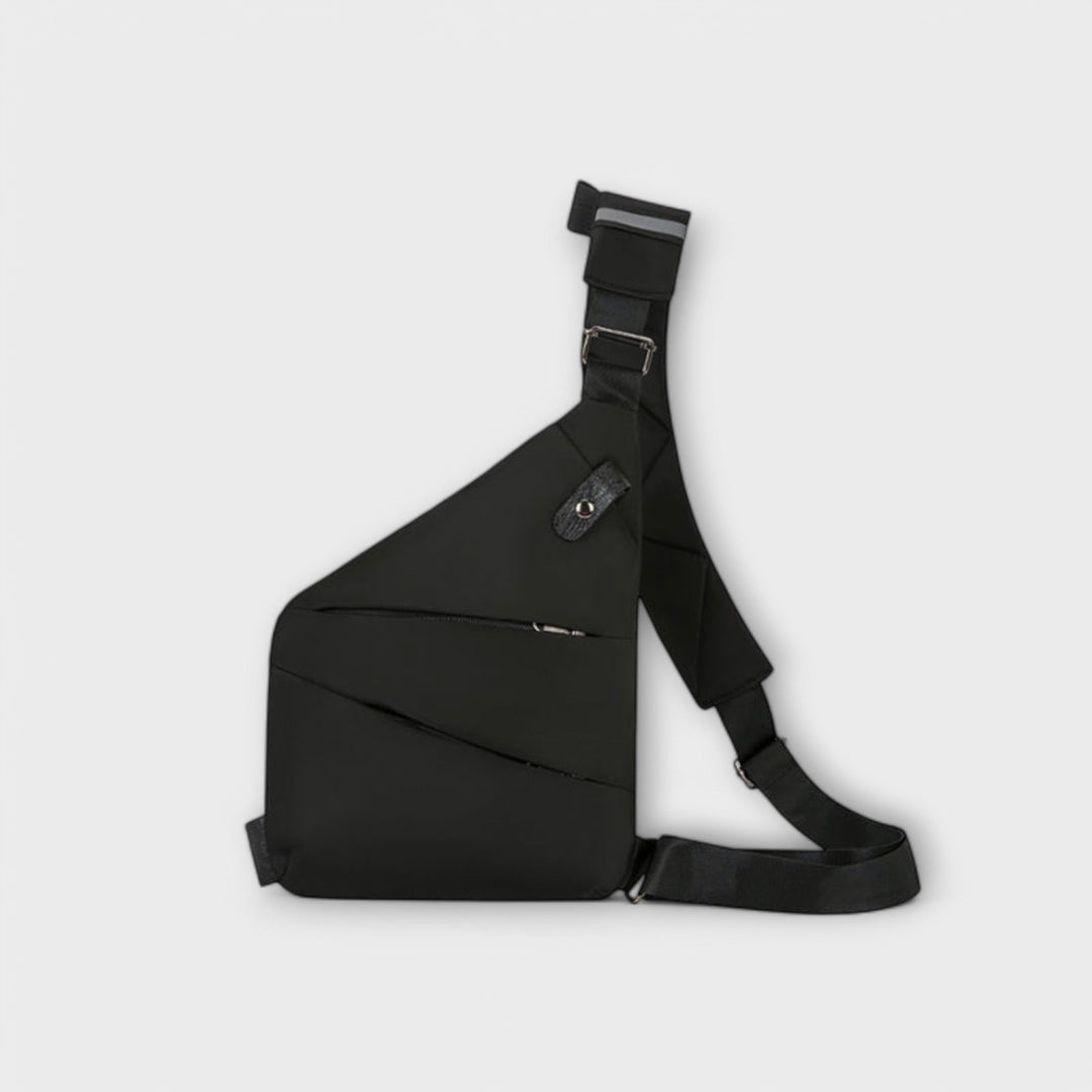 Cécile. - Torba čez ramo proti kraji