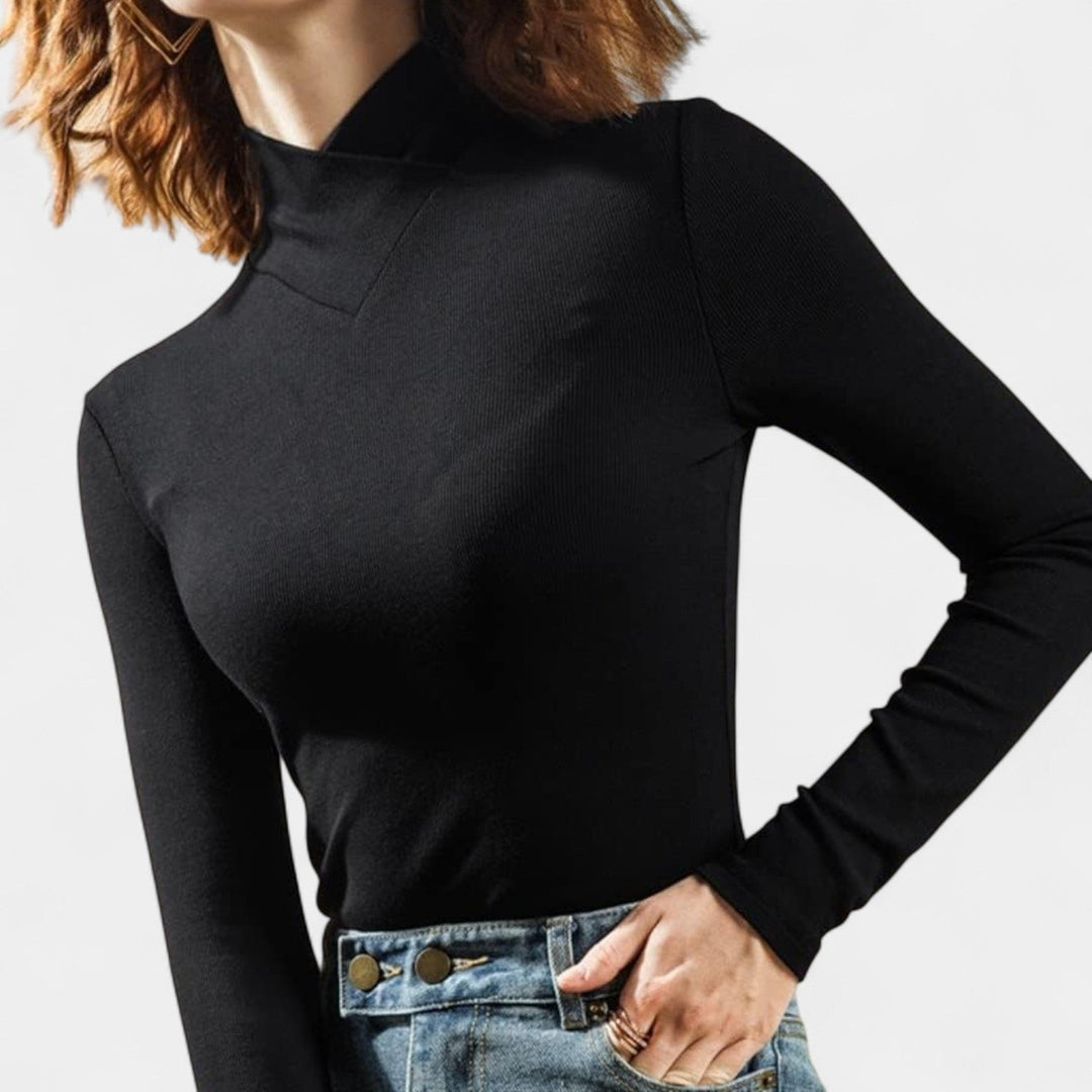 Veronika – Elegantna pulover s tesnim krojem