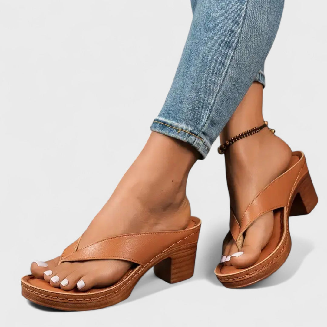 Petra - Ortopedski copati s peto