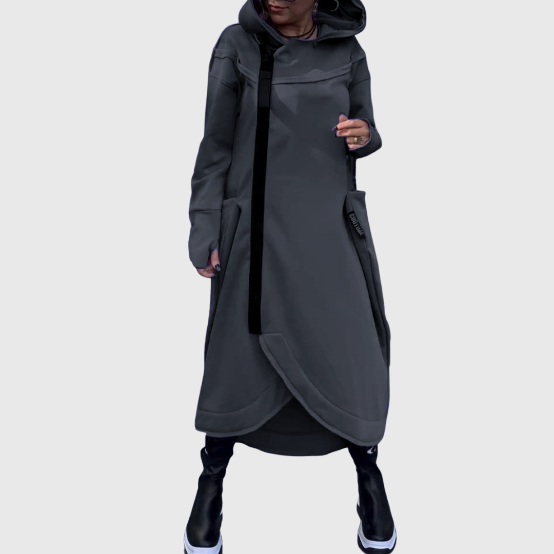 Adriana – Stilska asimetrična bunda s kapuco