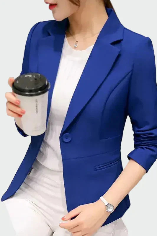 Leontýna - Sakoin idealnem kroju