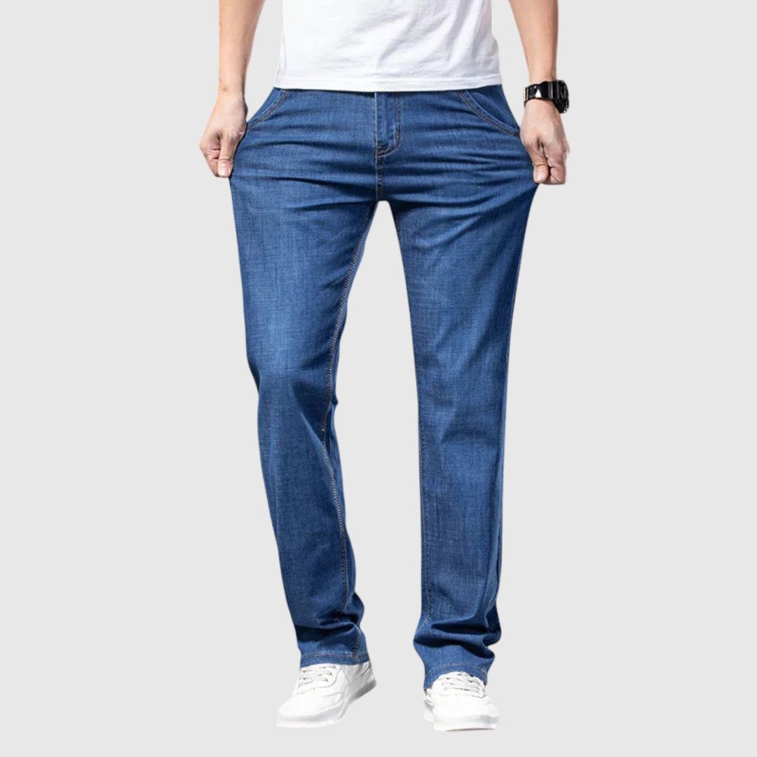 Klasični ravni kavbojke