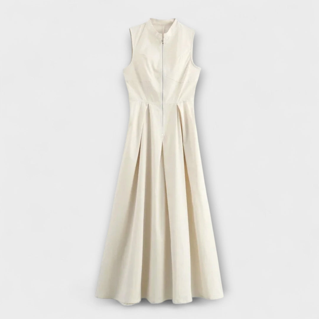 Kratka obleka brez rokavov s plisiranjem in tesnim krojem midi