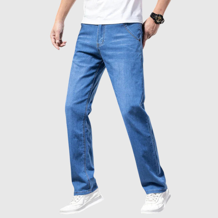 Klasični ravni kavbojke