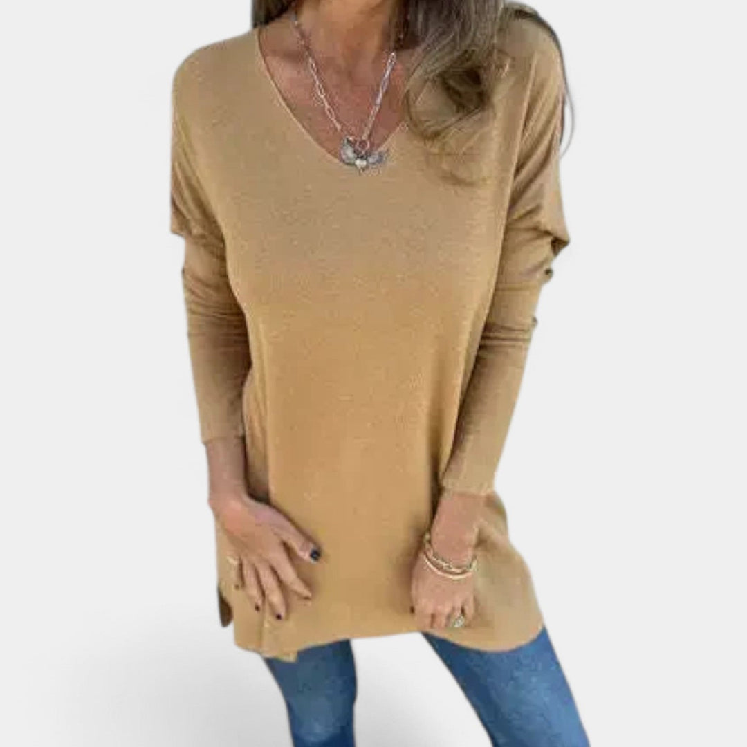 Leontýna – Ohlapna pletena tunika z V-izrezom