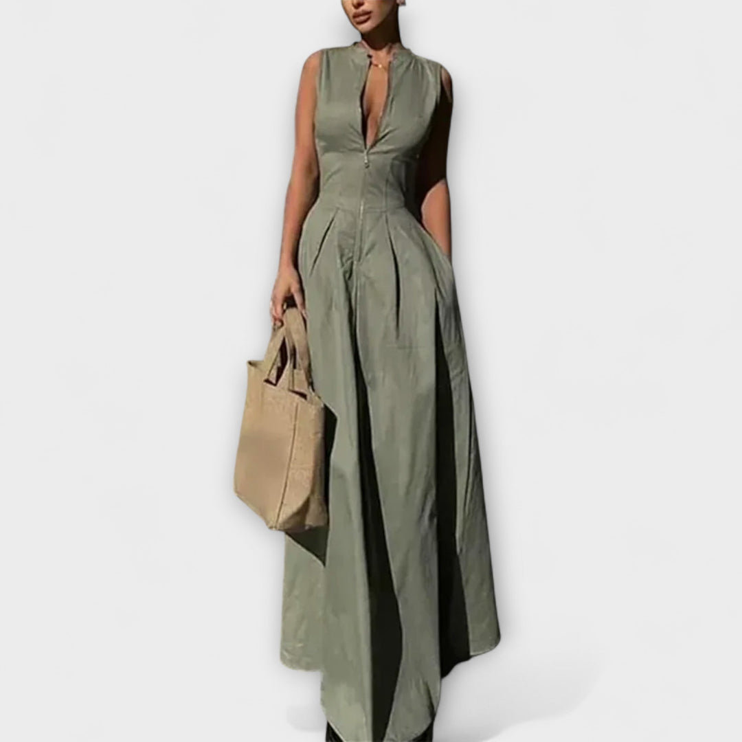 Kratka obleka brez rokavov s plisiranjem in tesnim krojem midi