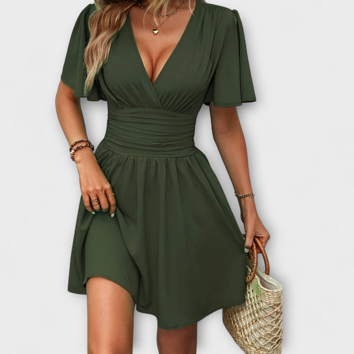 Winslet - Obleka z Nabrano Pasom in V-Izrezom