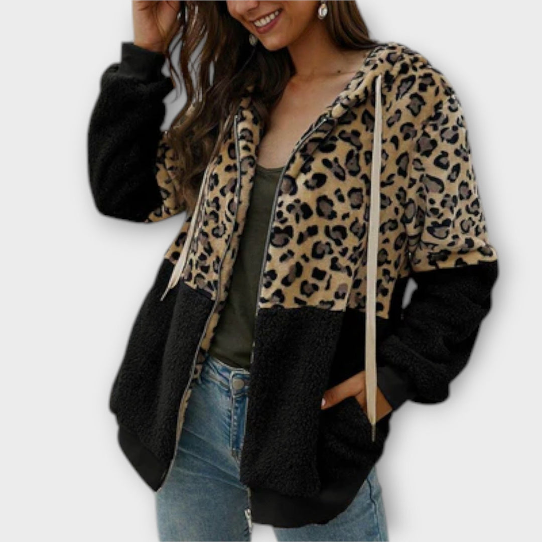 Lea - Fleece mikina s kapuco in leopardjim dizajnom