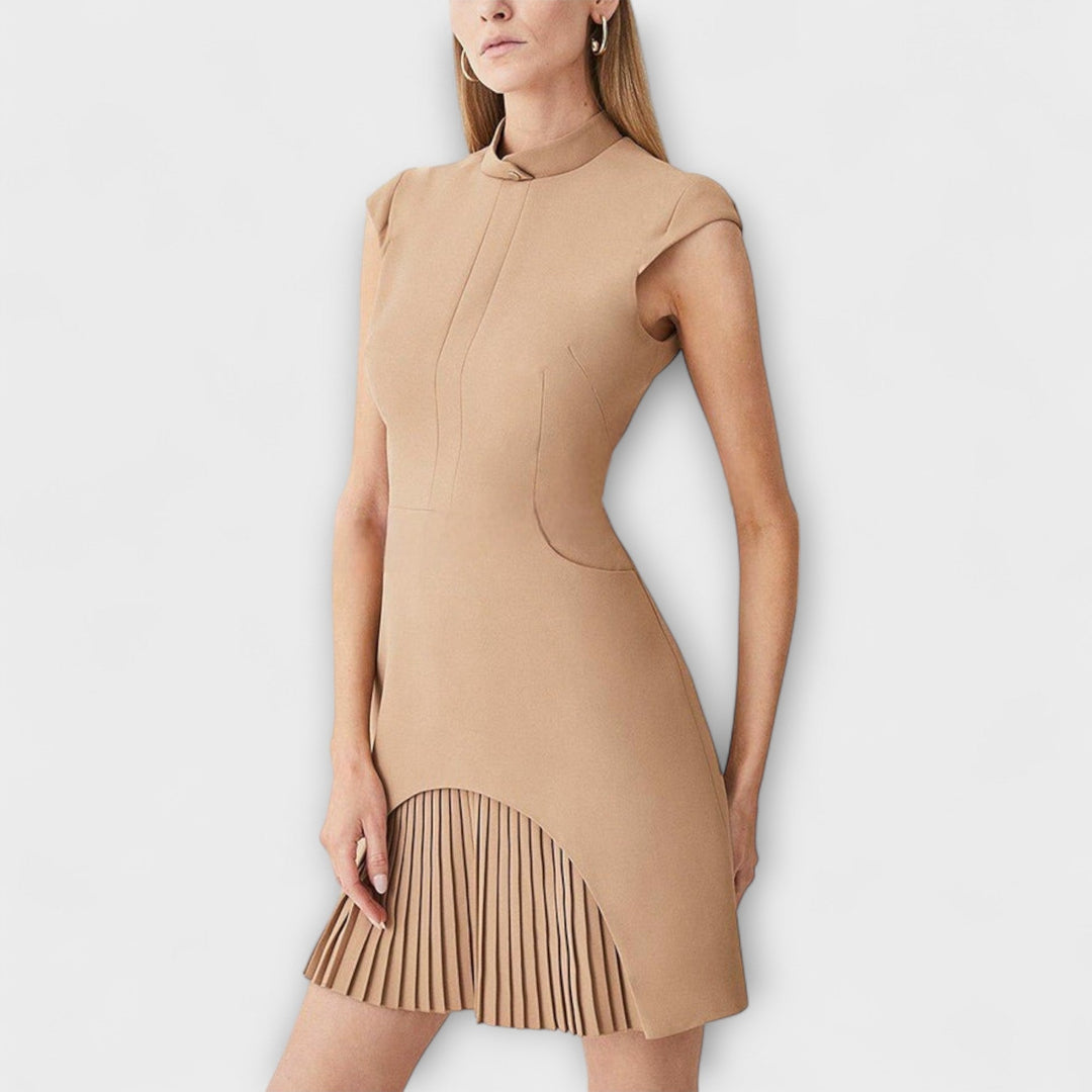 Elowen - Mini obleka z vojaško navdihnjenim patchworkom in visokim ovratnikom