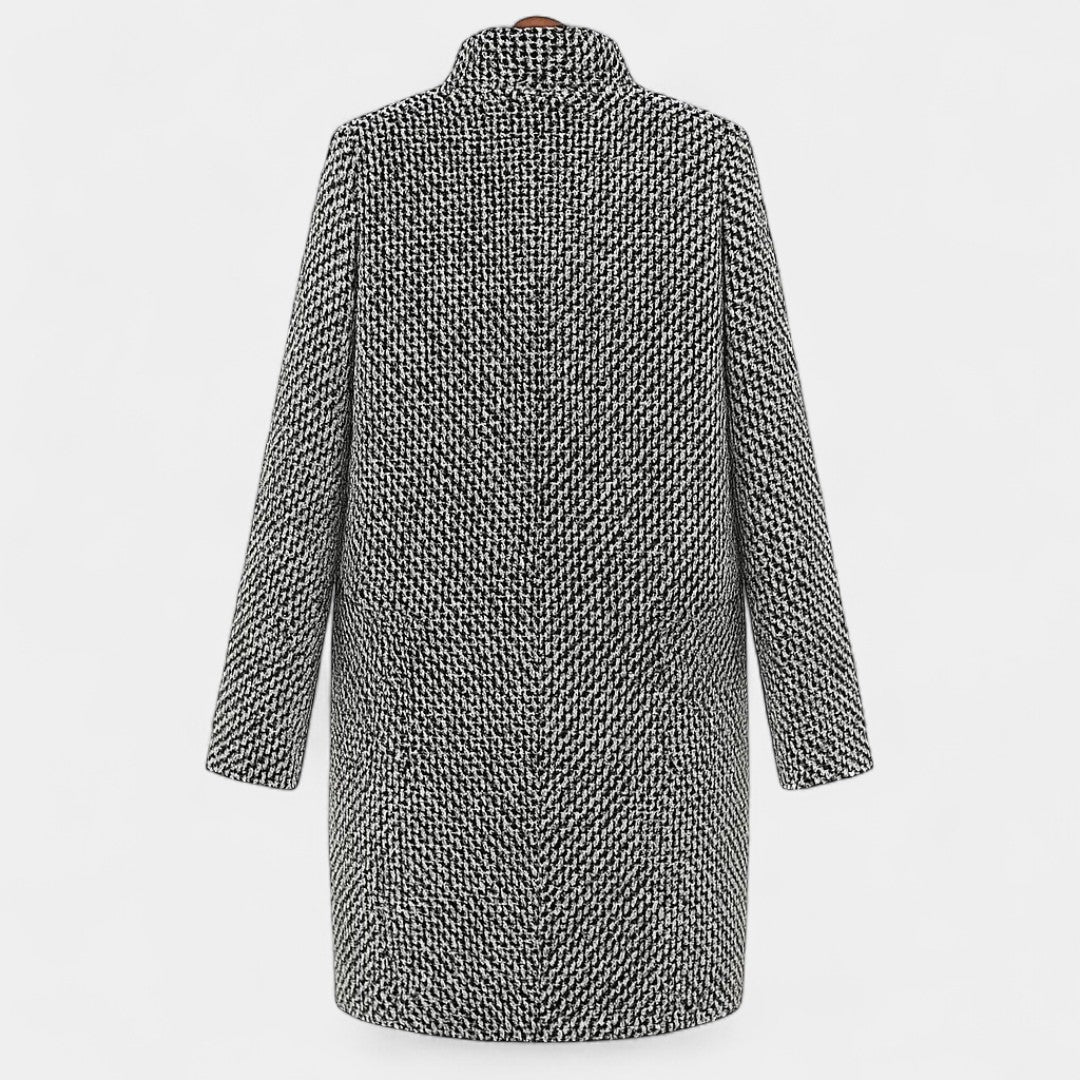 Maja – Dolg karirast plašč s pasom