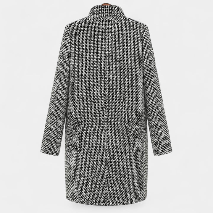 Maja – Dolg karirast plašč s pasom