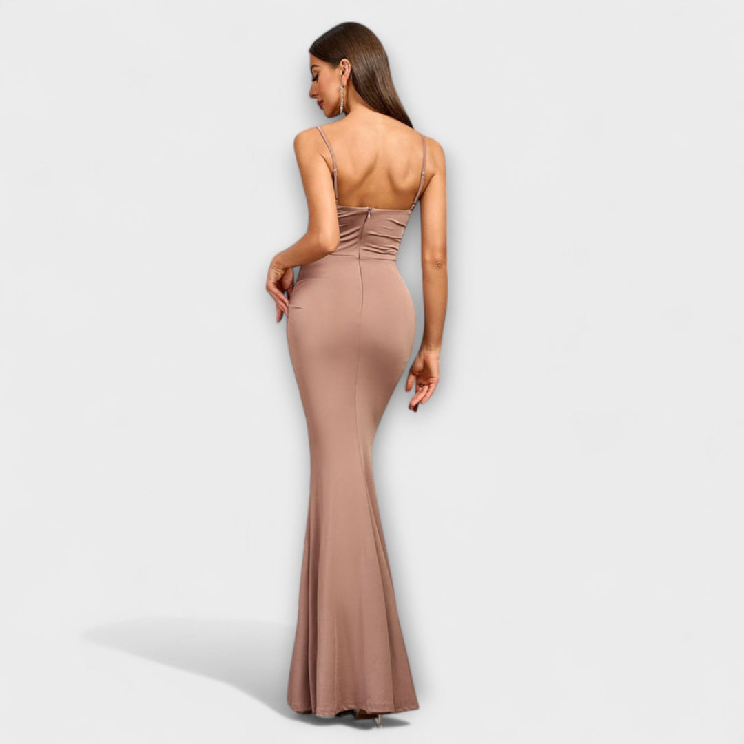 Callie - Elegantna Obleka s Volančki