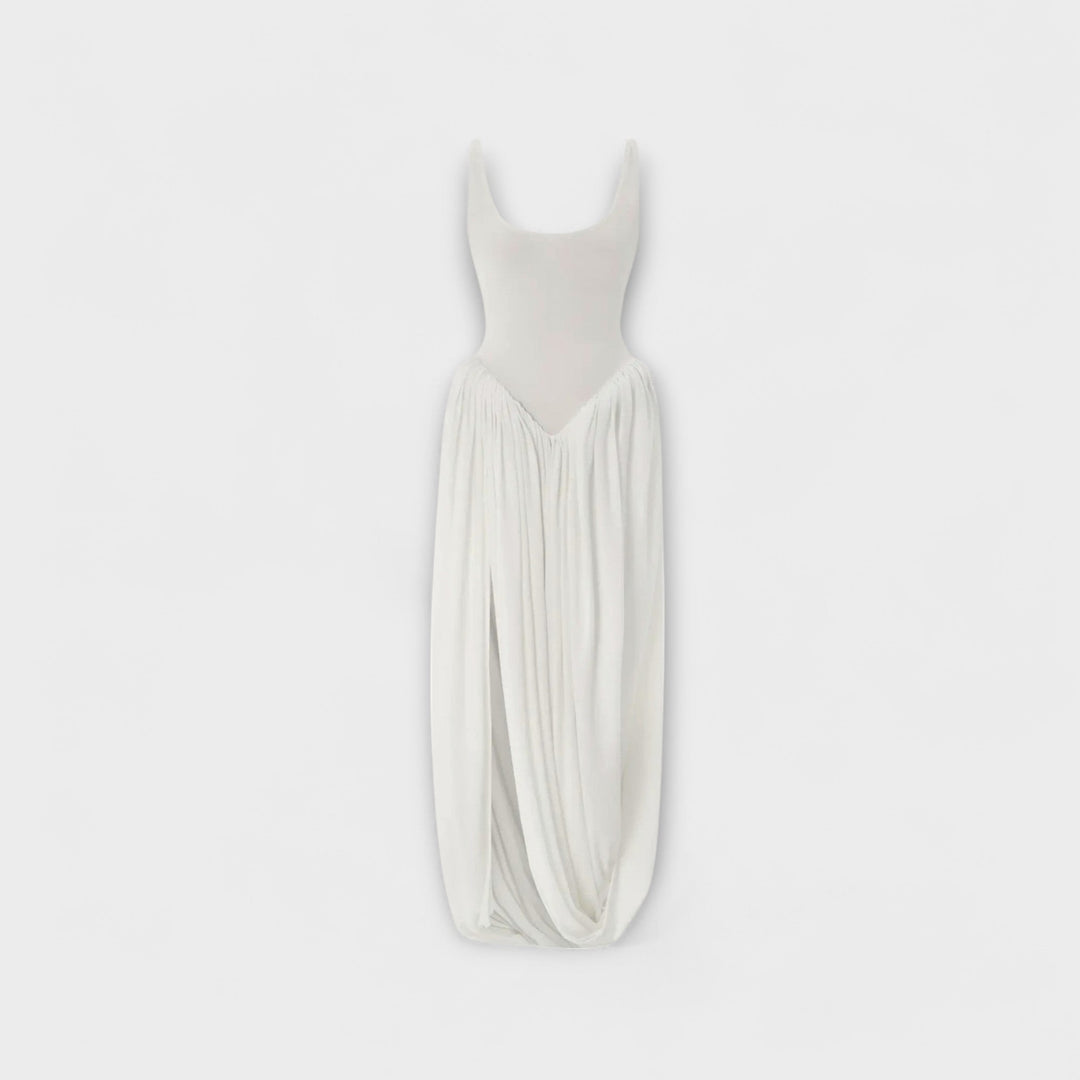 Maxi obleka z drapirano krilo in stranskim razporkom