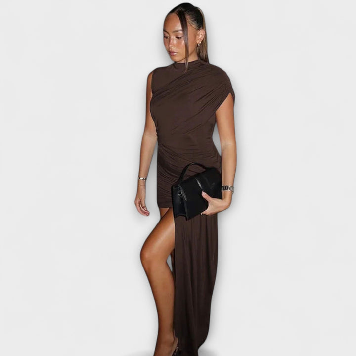 Lila - Stilske, ozke obleke s okroglim izrezom in naborki