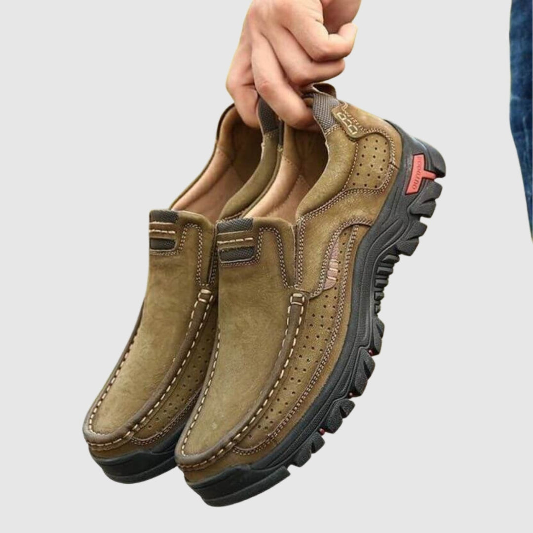 Libuše – Čevlji z ortopedskimi vložki za podporo in udobje