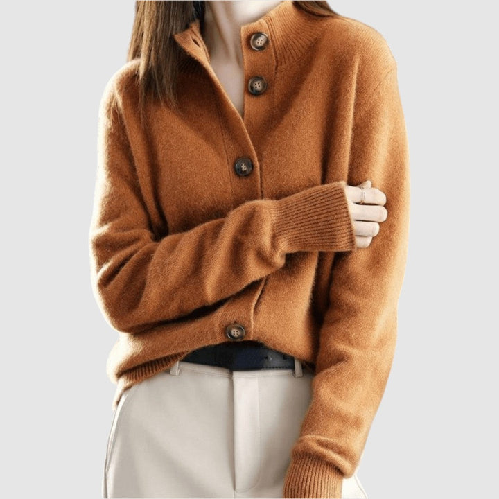 Klara – Elegantni kardigan s klasičnim zapenjanjem