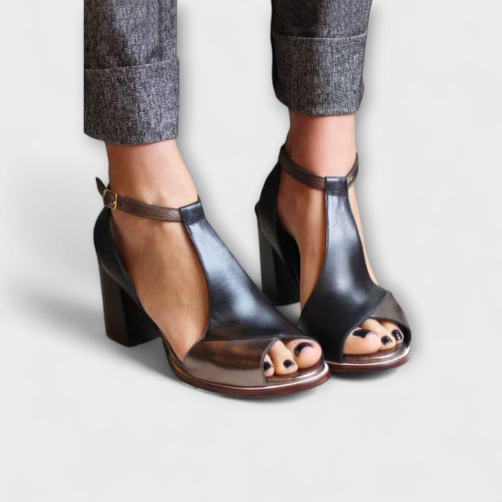 Karolína Sofisticirani Usnjeni Sandali Na Petah