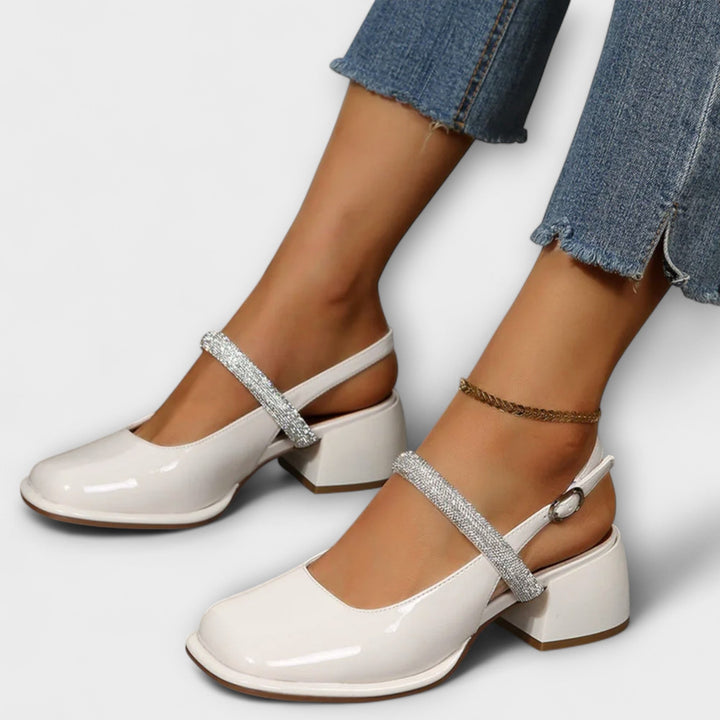 Celandra - Mary Janes s sijajnimi trakovi in blok peto