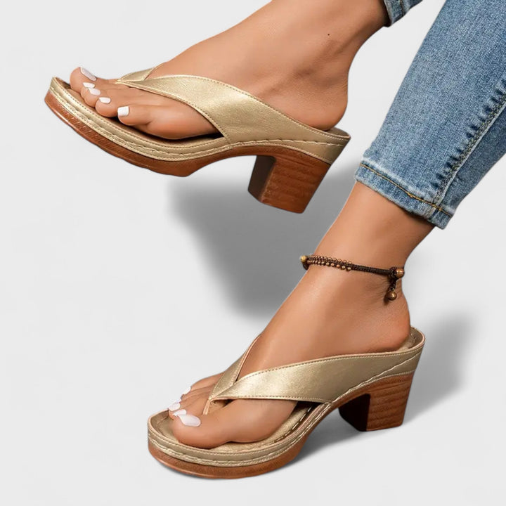 Petra - Ortopedski copati s peto