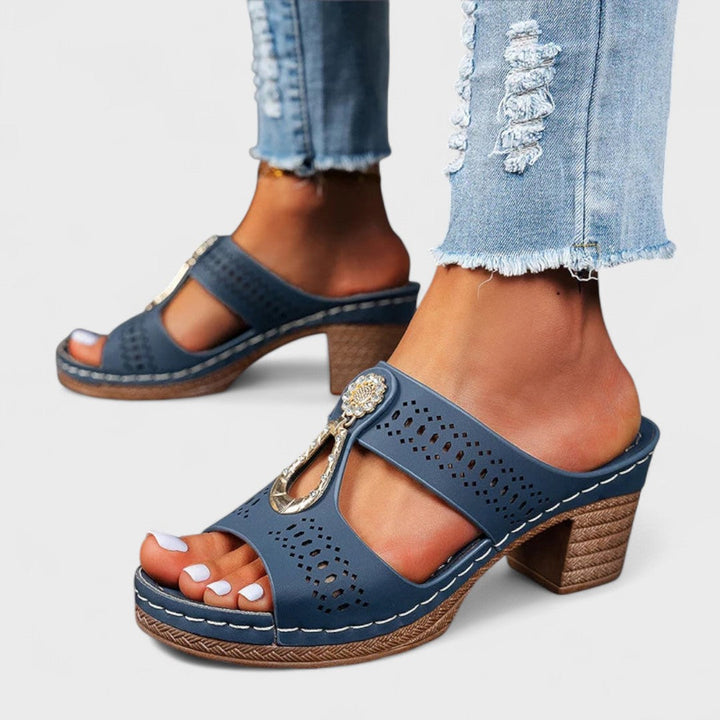 Vlasta - Elegantni in Udobni Ortopedski Sandali