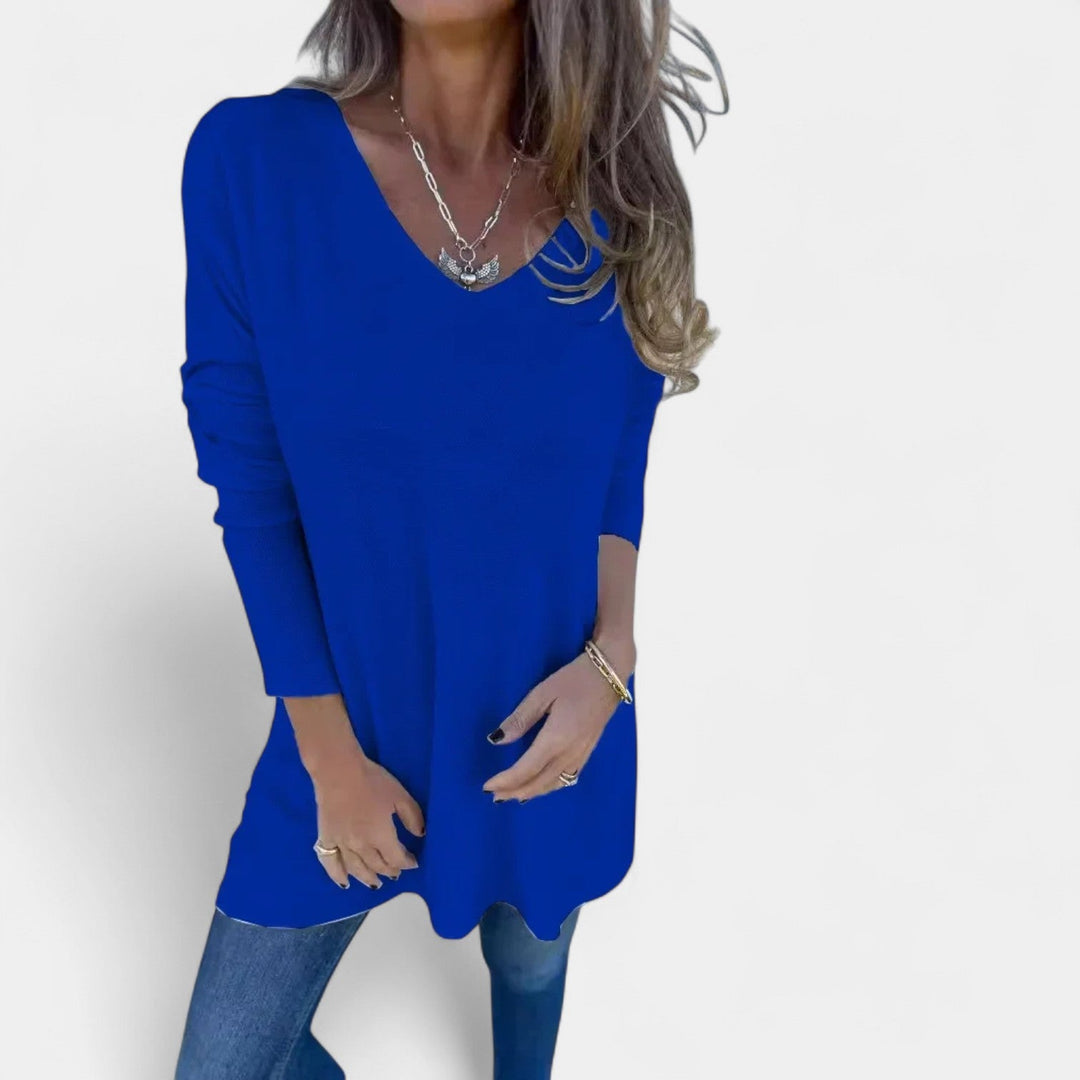 Leontýna – Ohlapna pletena tunika z V-izrezom