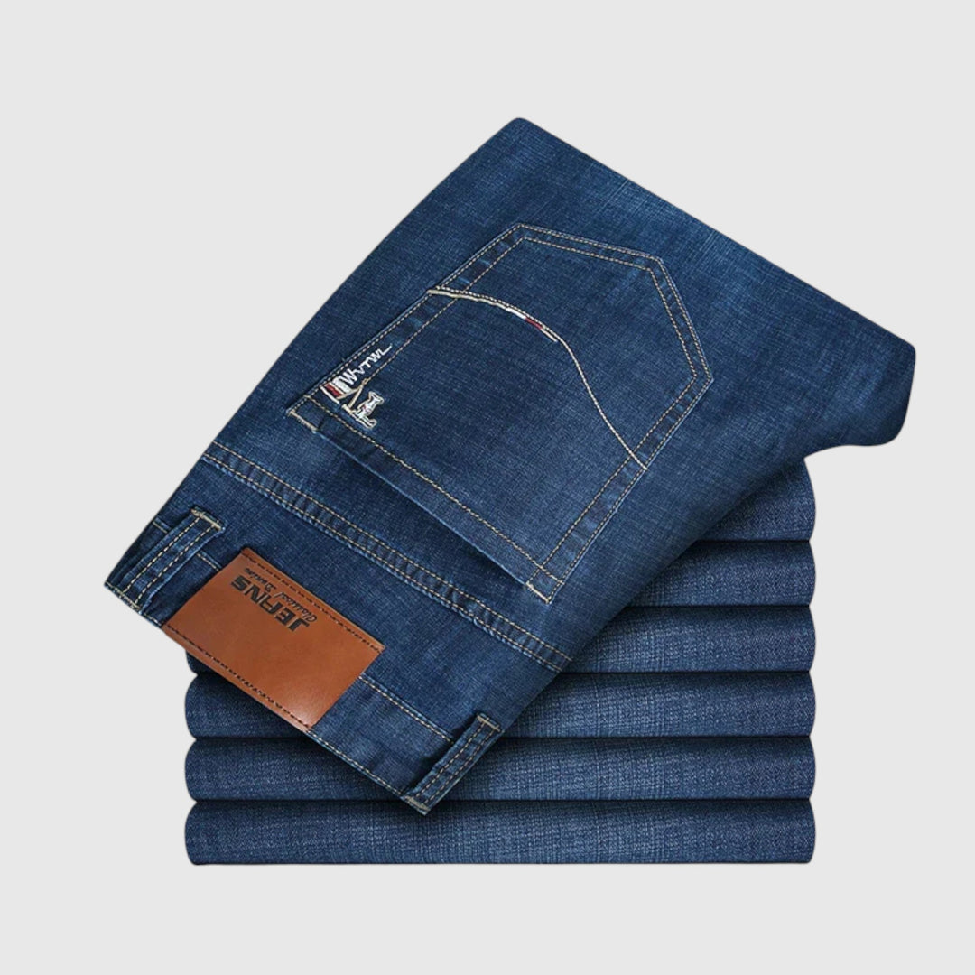 Klasični ravni kavbojke