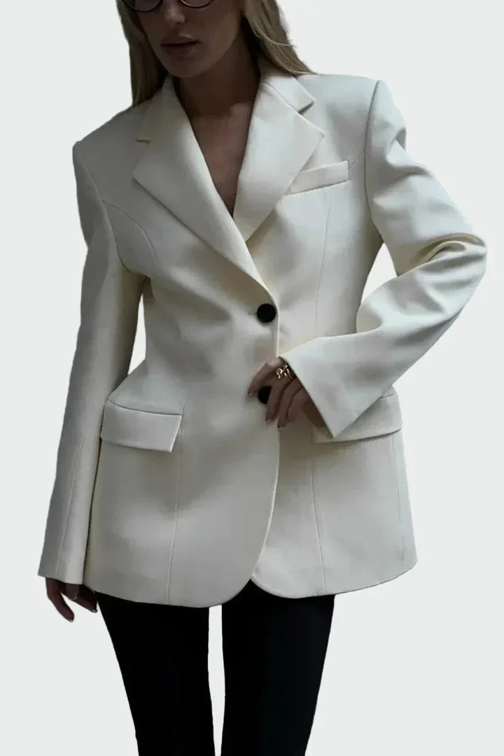 Nikol - Sako z Impresivnim Krojem in Gumbi