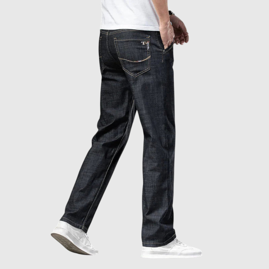 Klasični ravni kavbojke