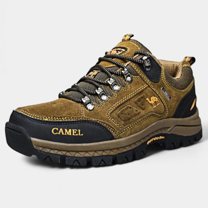 Patrik – Lahka pohodniška obutev za brezkompromisno zmogljivost