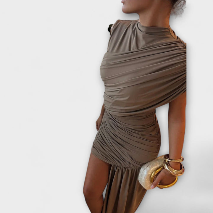 Lila - Stilske, ozke obleke s okroglim izrezom in naborki