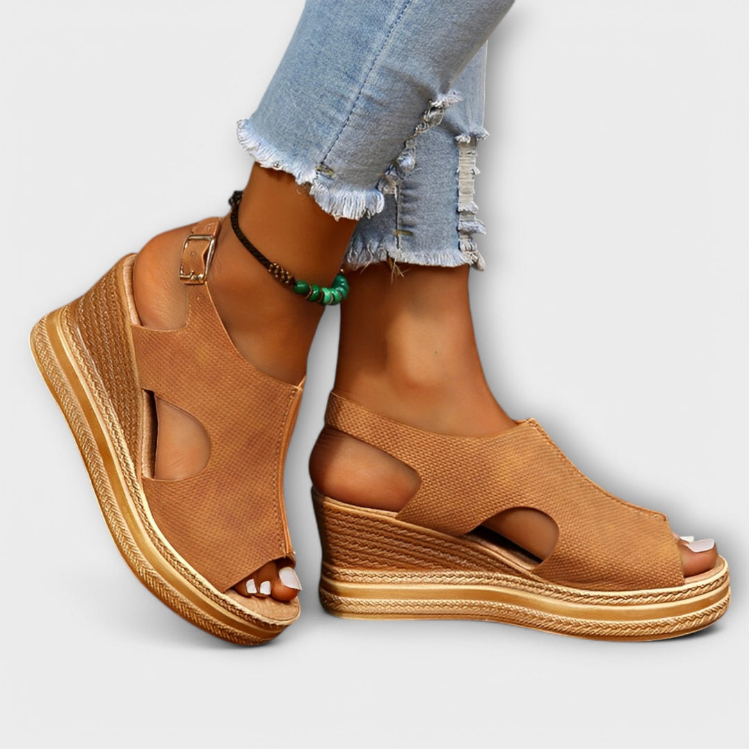 Rosalie - Inovativni ortopedski sandali