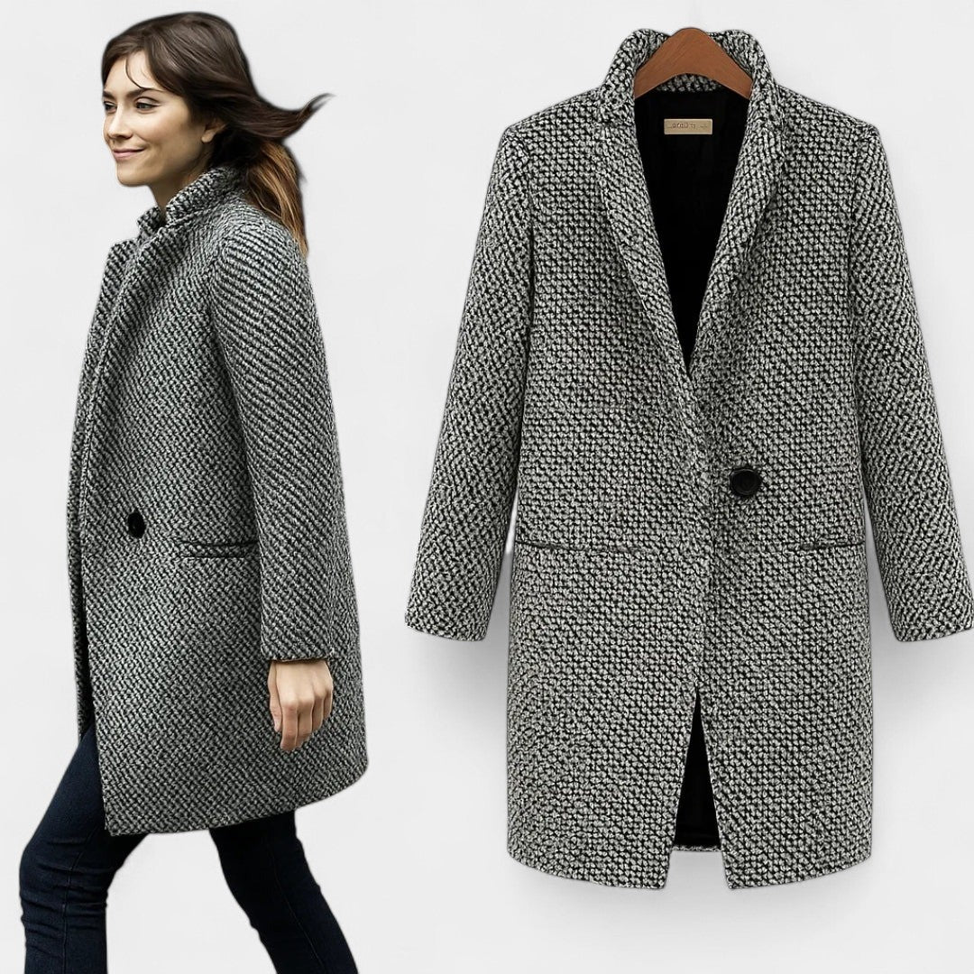 Maja – Dolg karirast plašč s pasom